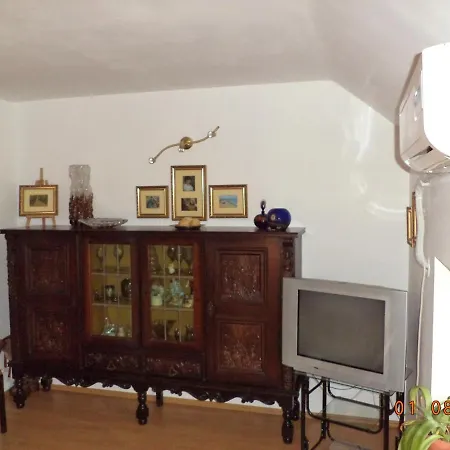 Vila Irina Appartamento